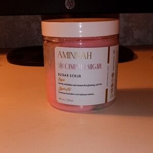 Aminnah Cashmere Sugar Scrub - Pink